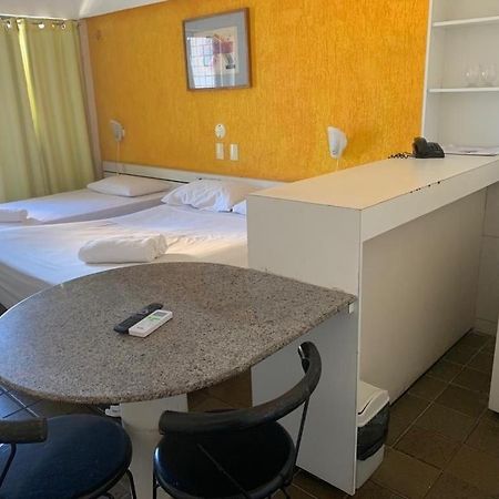 205 Flat Mobiliado Com Vista Lateral Mar Na Praia De Iracema Appartamento Fortaleza  Esterno foto