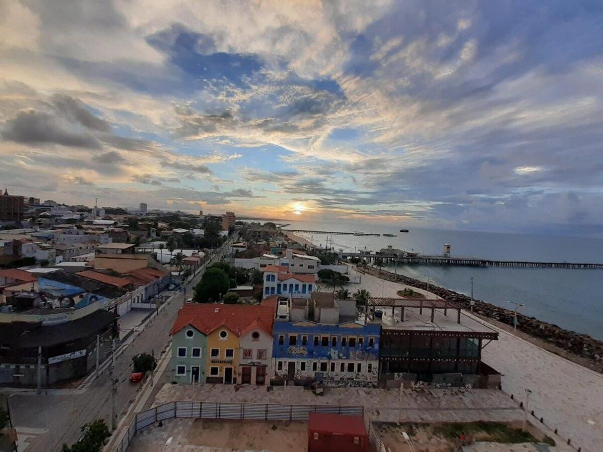 205 Flat Mobiliado Com Vista Lateral Mar Na Praia De Iracema Appartamento Fortaleza  Esterno foto